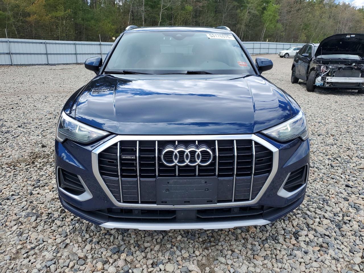 Audi Q3 Premium