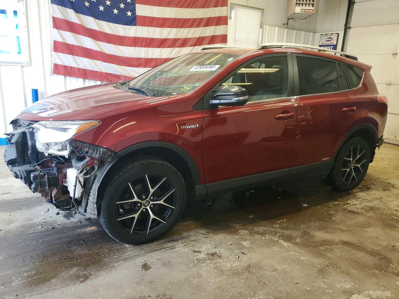 Salvage Toyota RAV4 Image