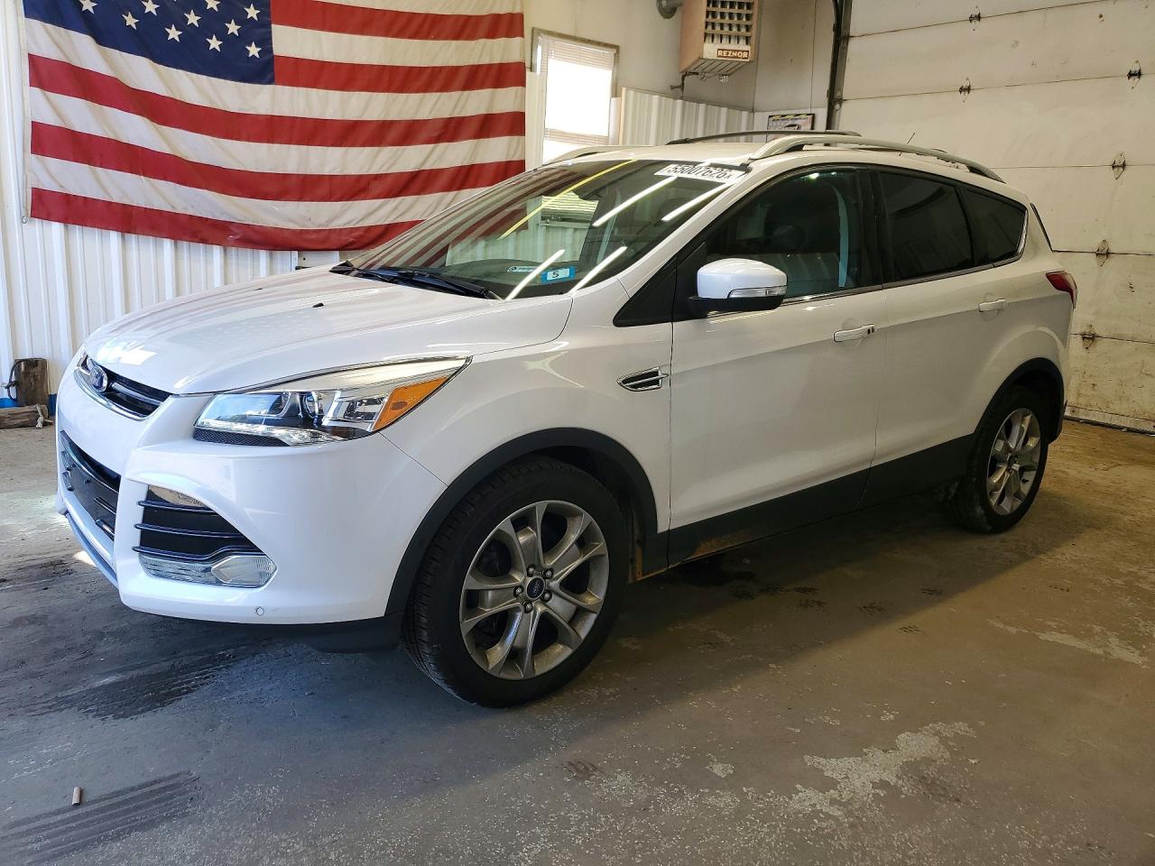Salvage Ford Escape Image