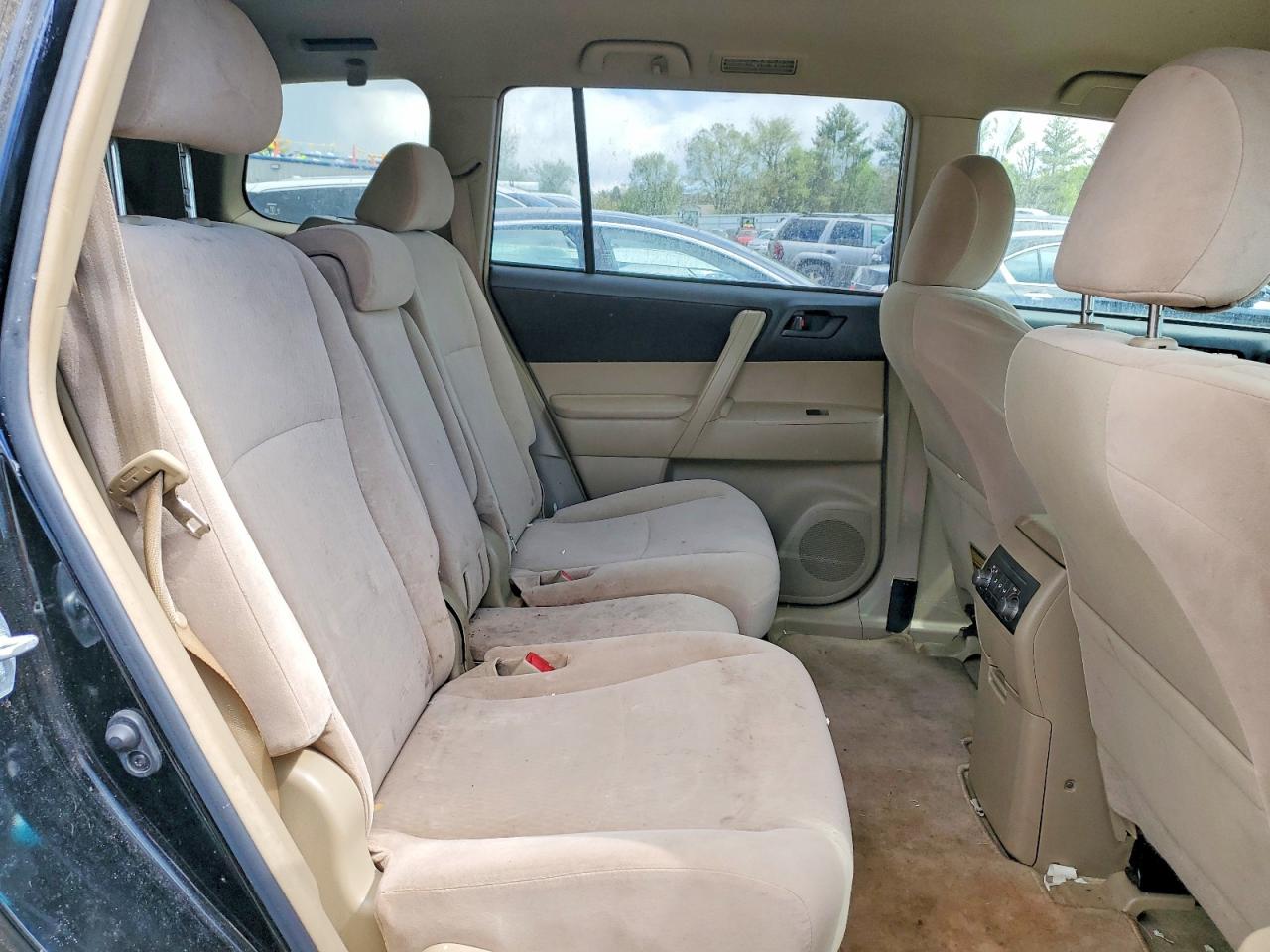 Toyota Highlander Base