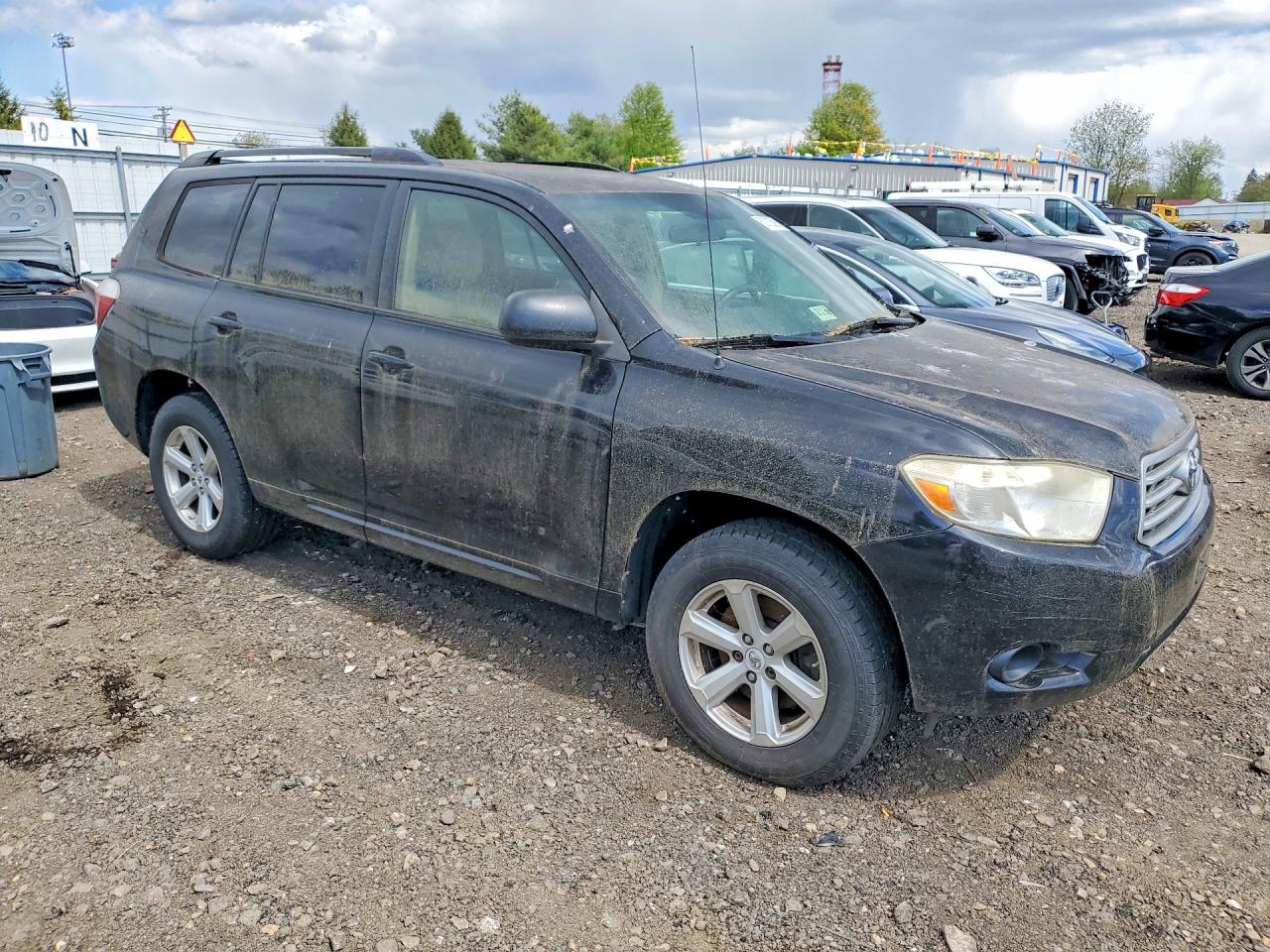 Toyota Highlander Base