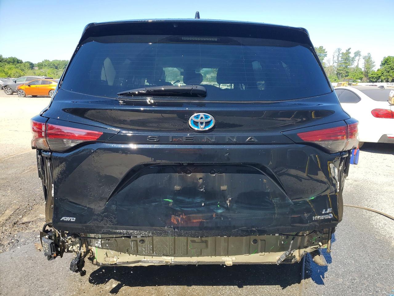 Toyota Sienna Le