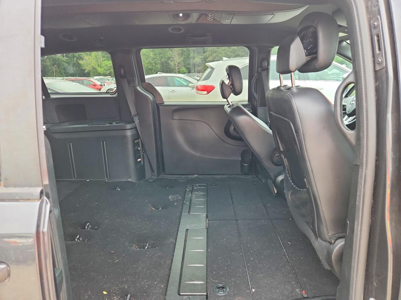 Dodge Caravan R