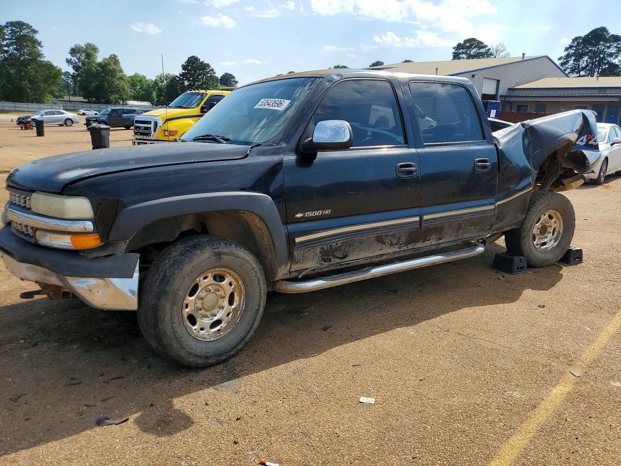 Salvage Chevrolet Silverado Image