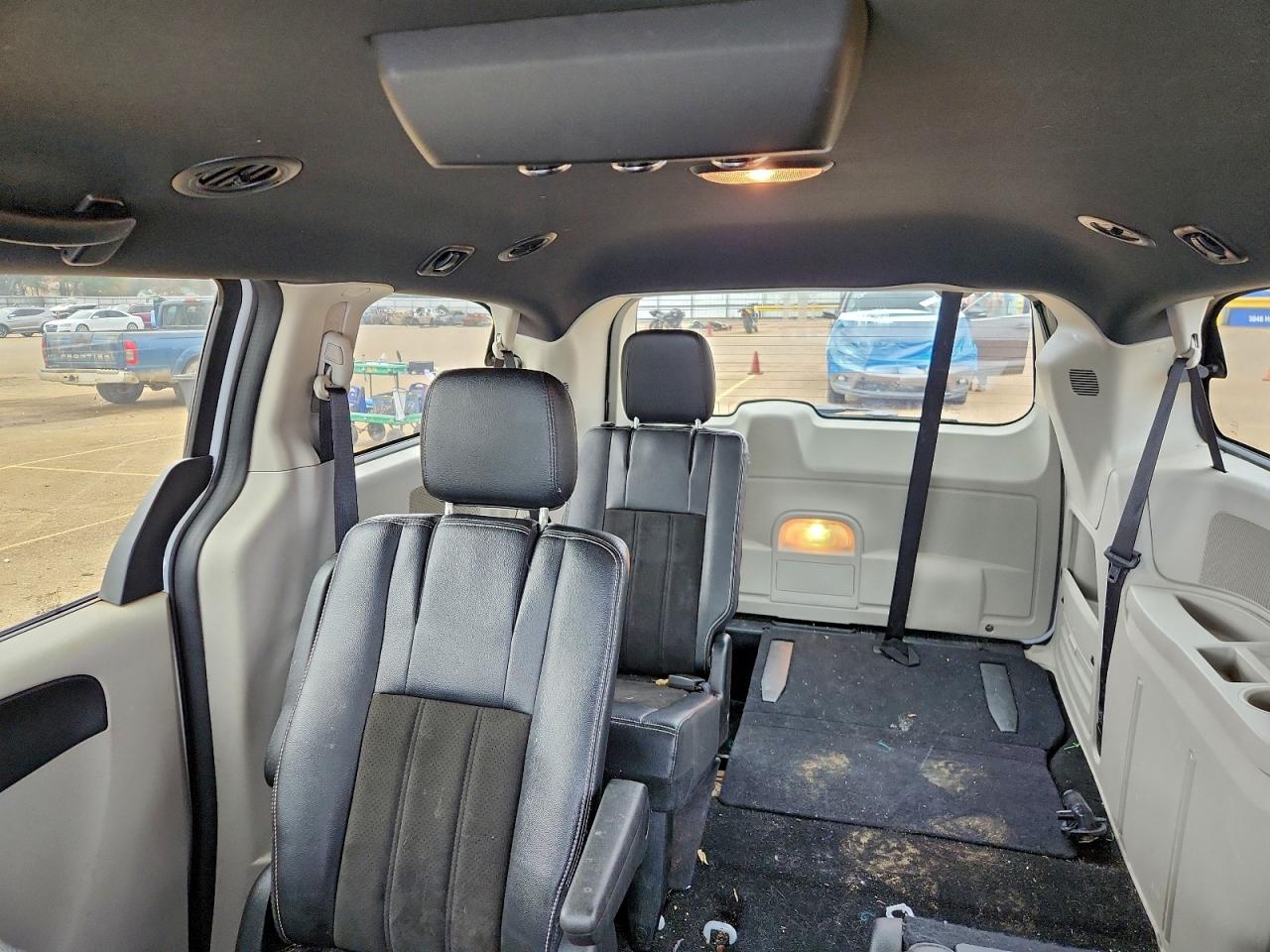 Dodge Caravan Sxt