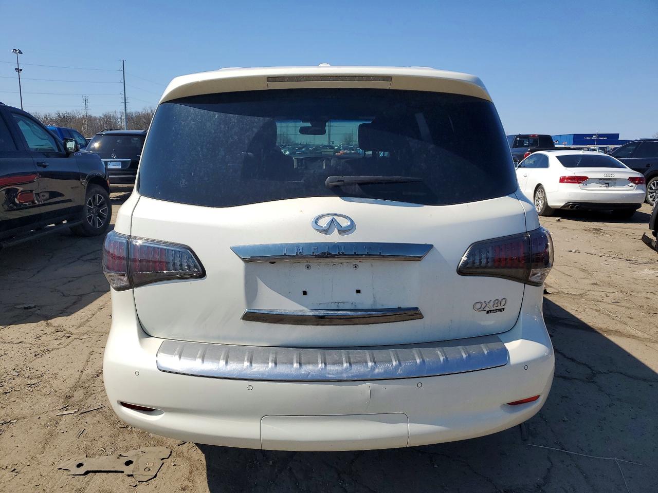 INFINITI Qx Base