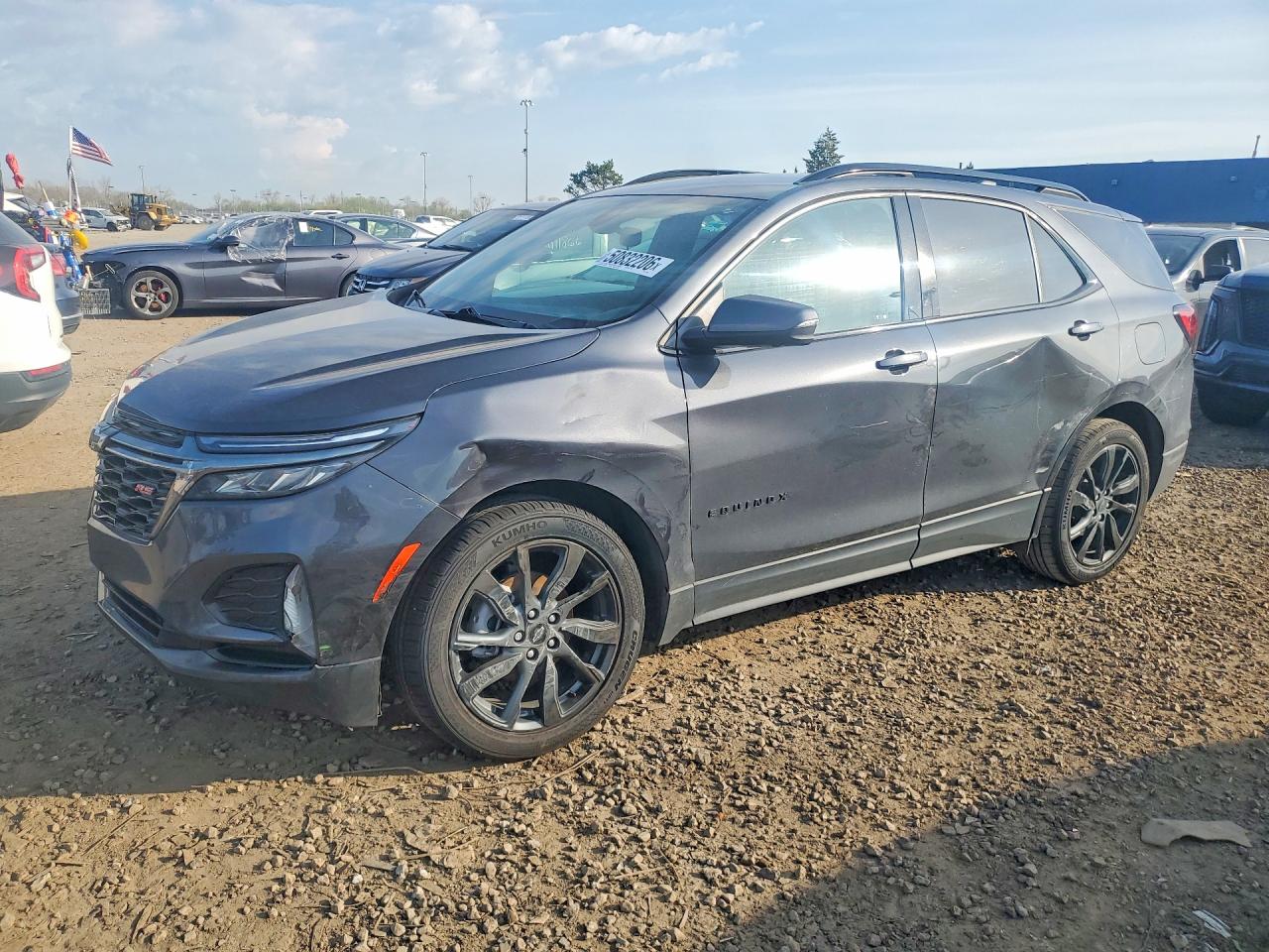 Salvage Chevrolet Equinox Image