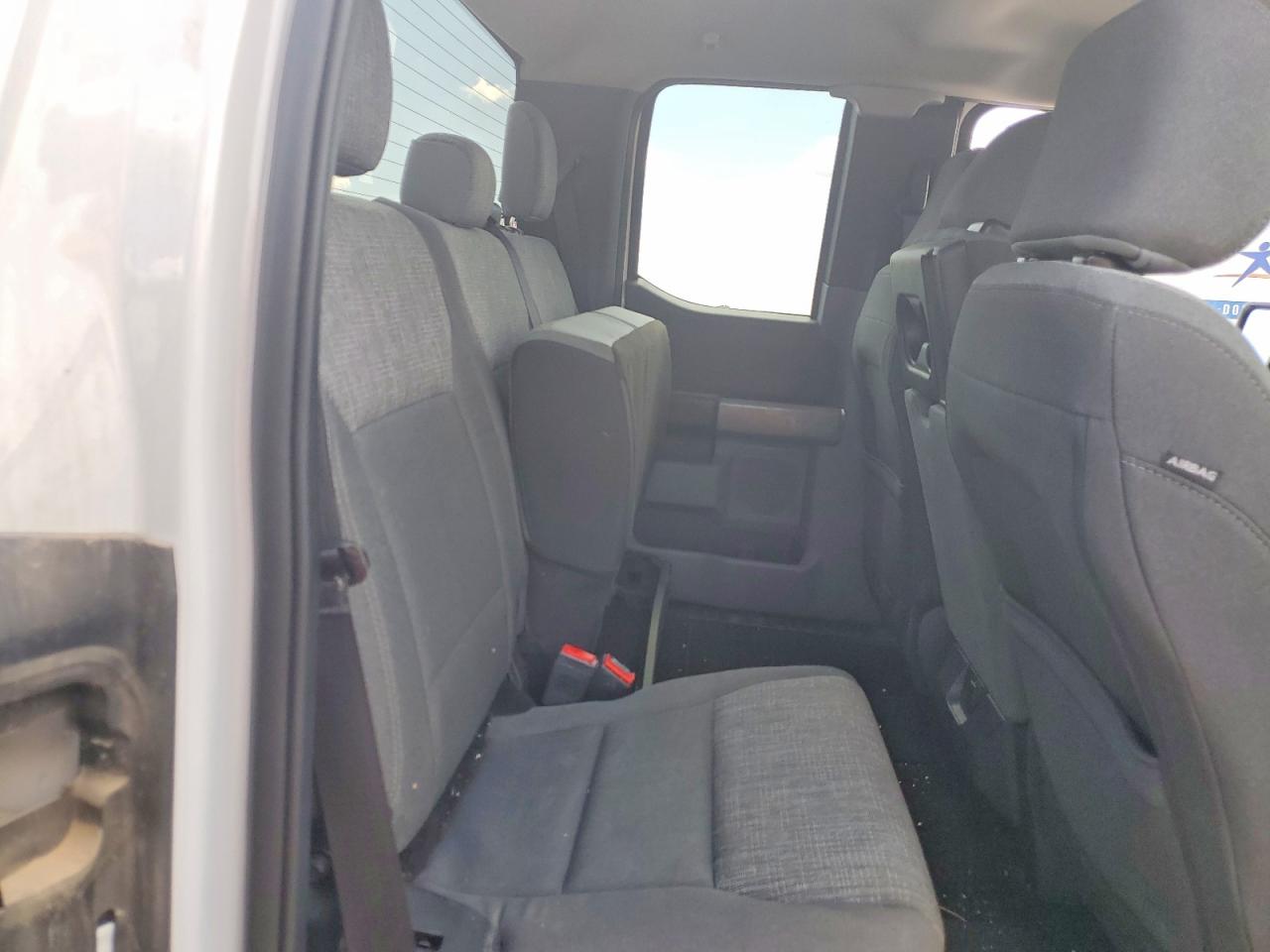 Ford F-150 Super Cab