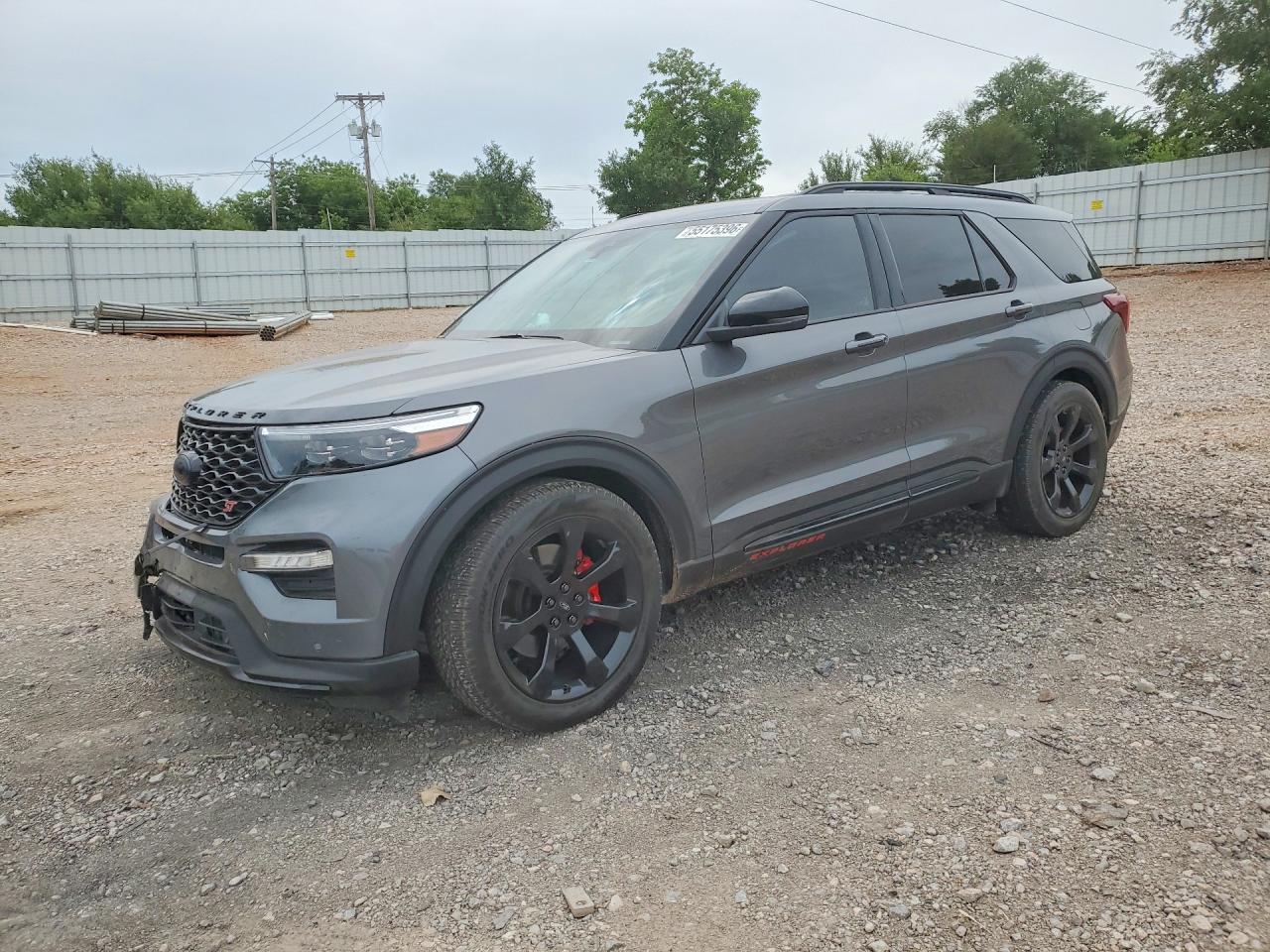 Salvage Ford Explorer Image