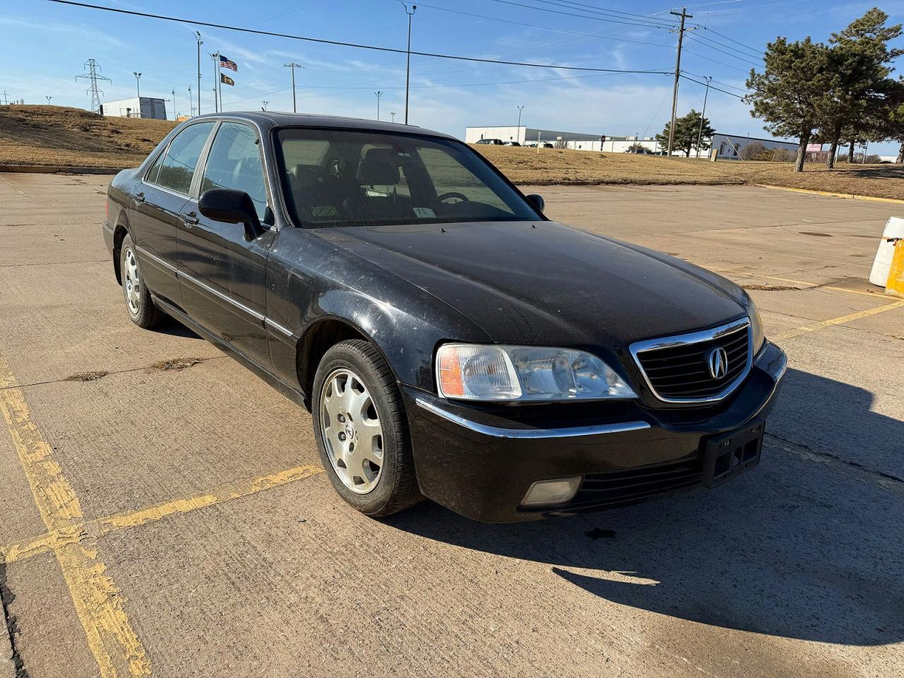 Salvage Acura RL Image