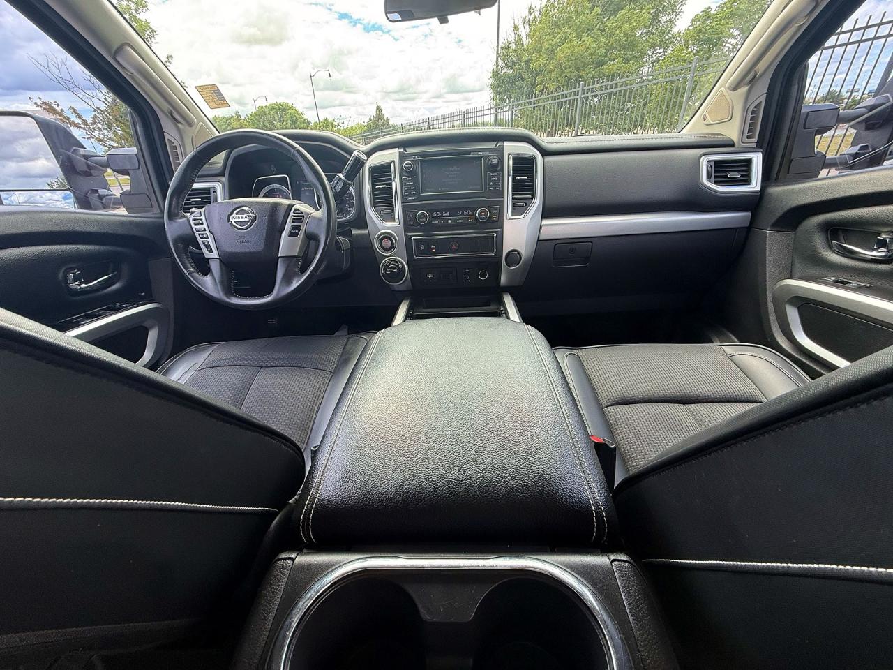 Nissan Titan Sl