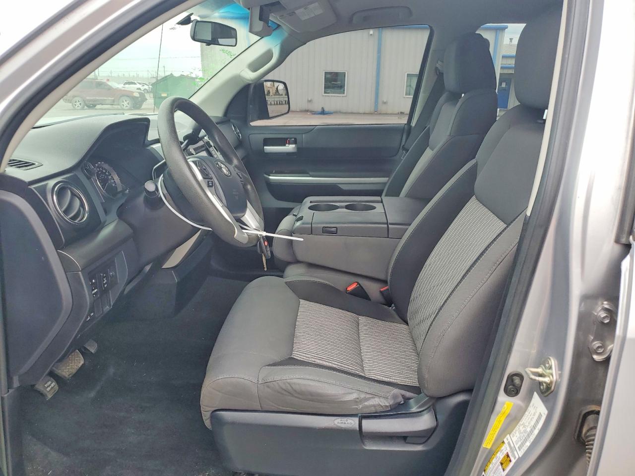 Toyota Tundra Sr5