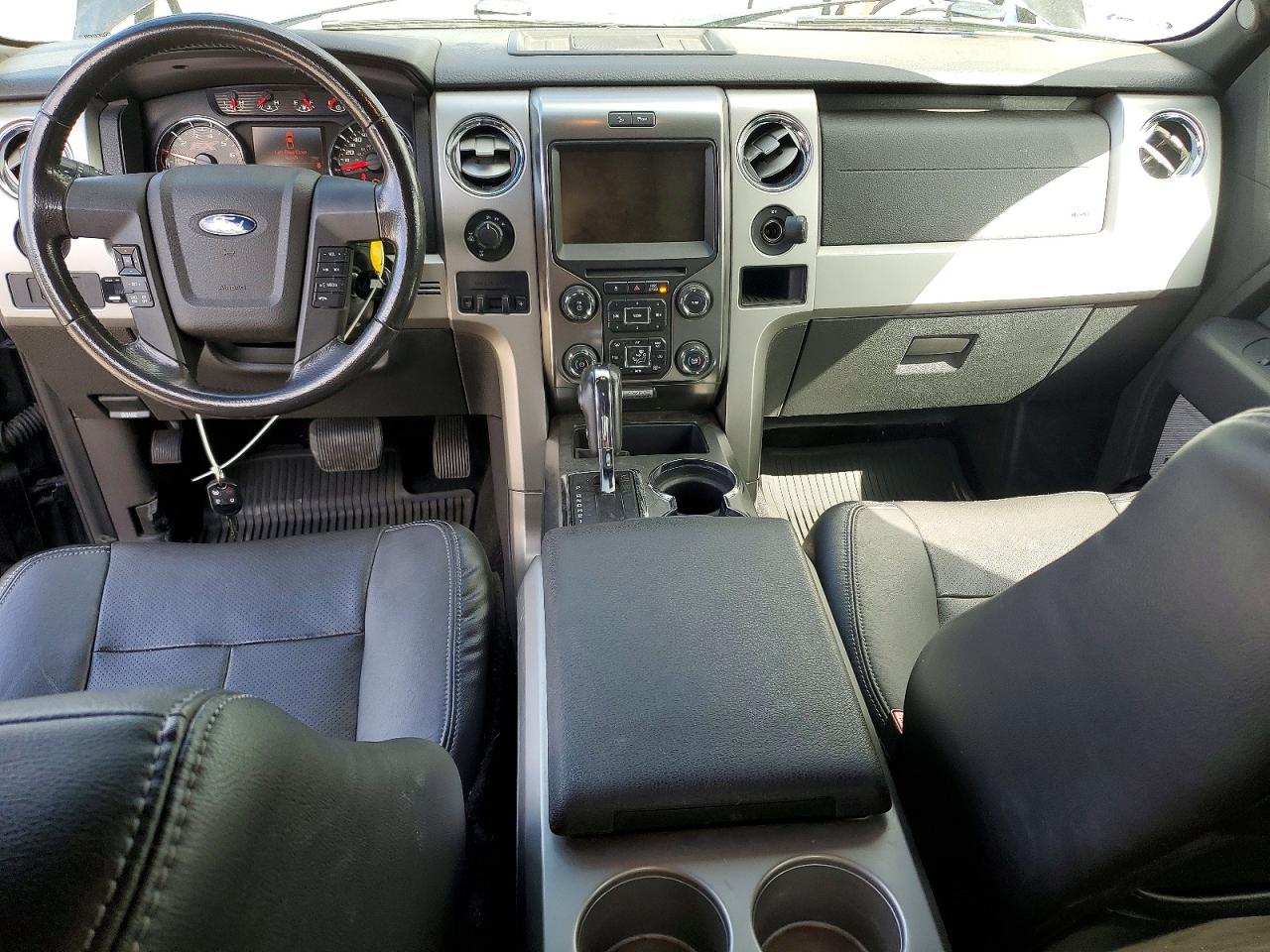 Ford F-150 Super Cab