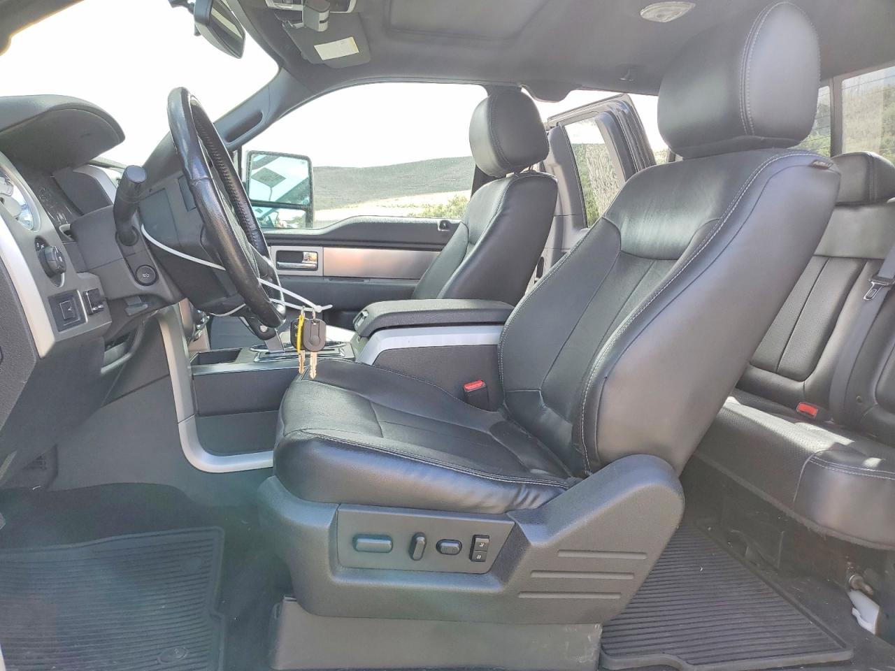 Ford F-150 Super Cab