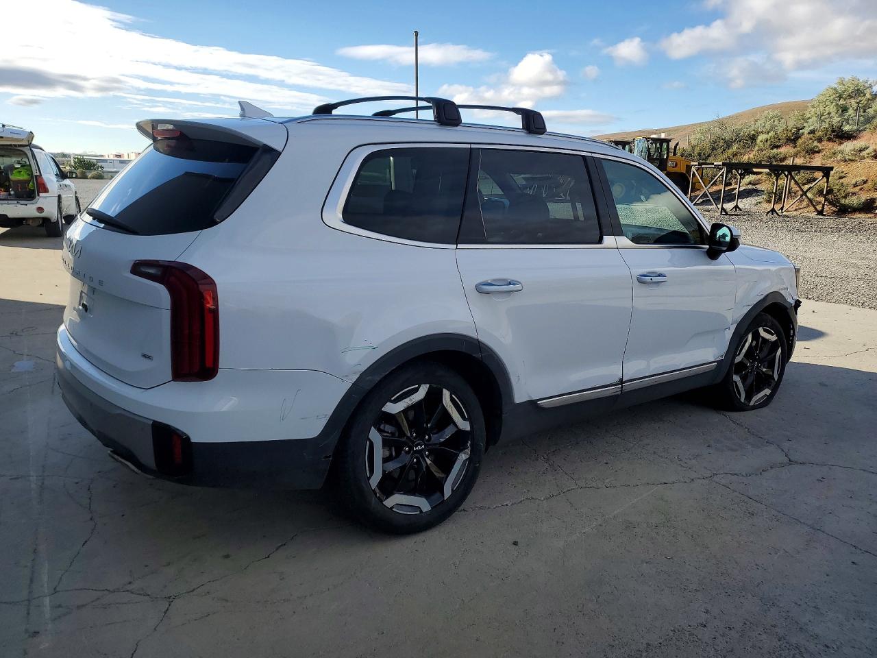Kia Telluride S