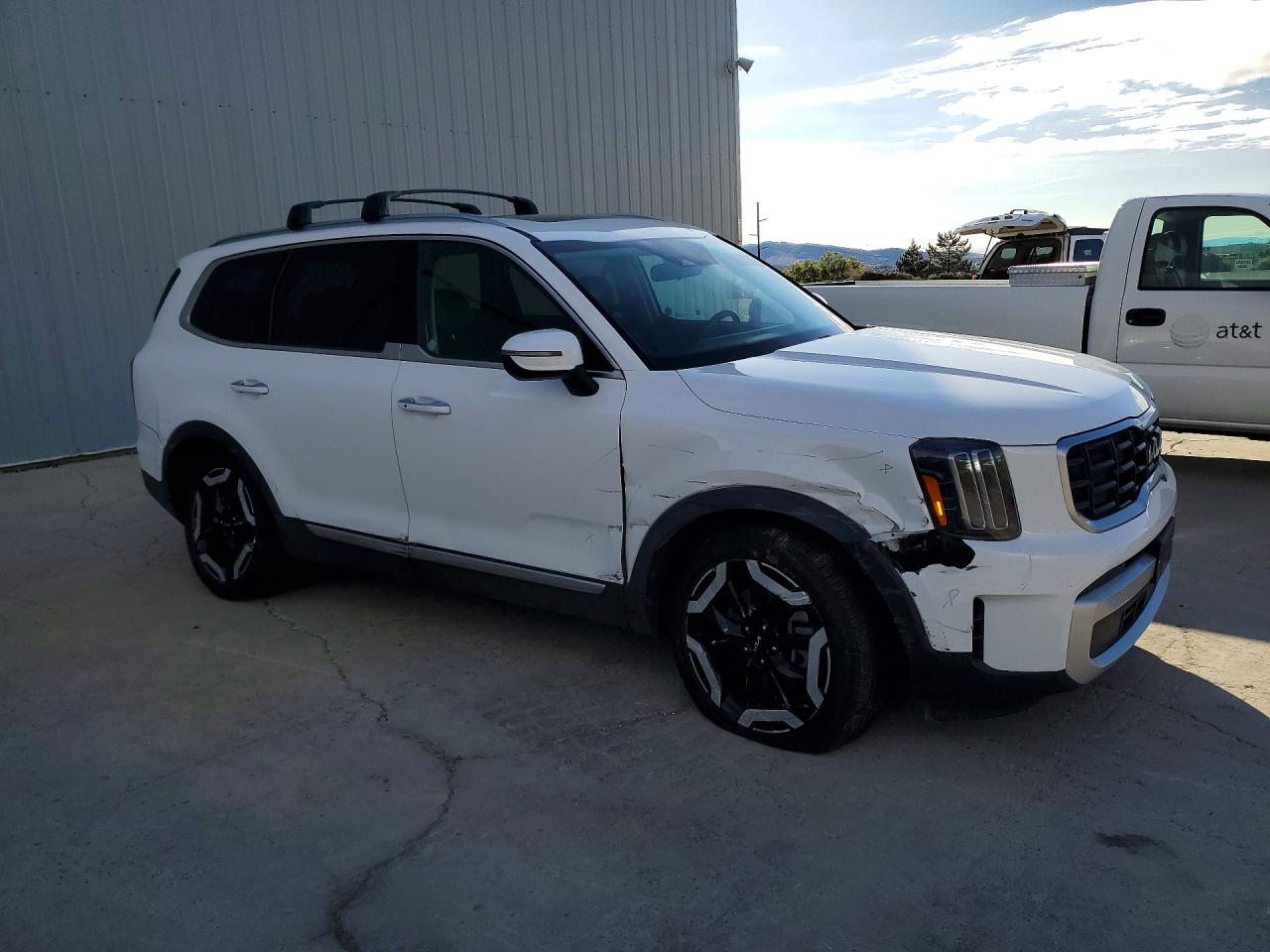 Kia Telluride S