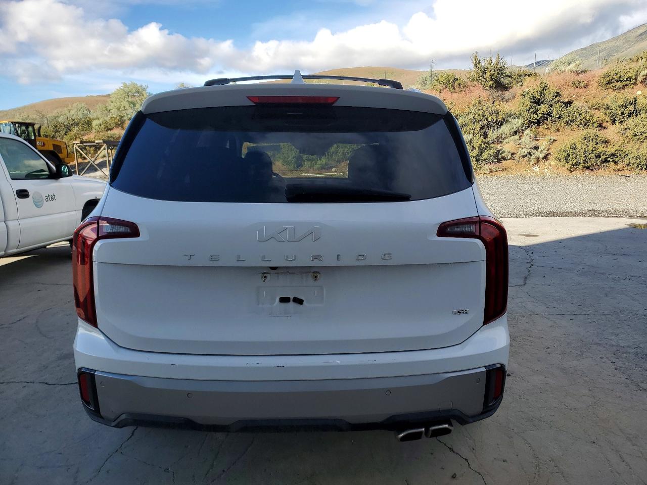 Kia Telluride S