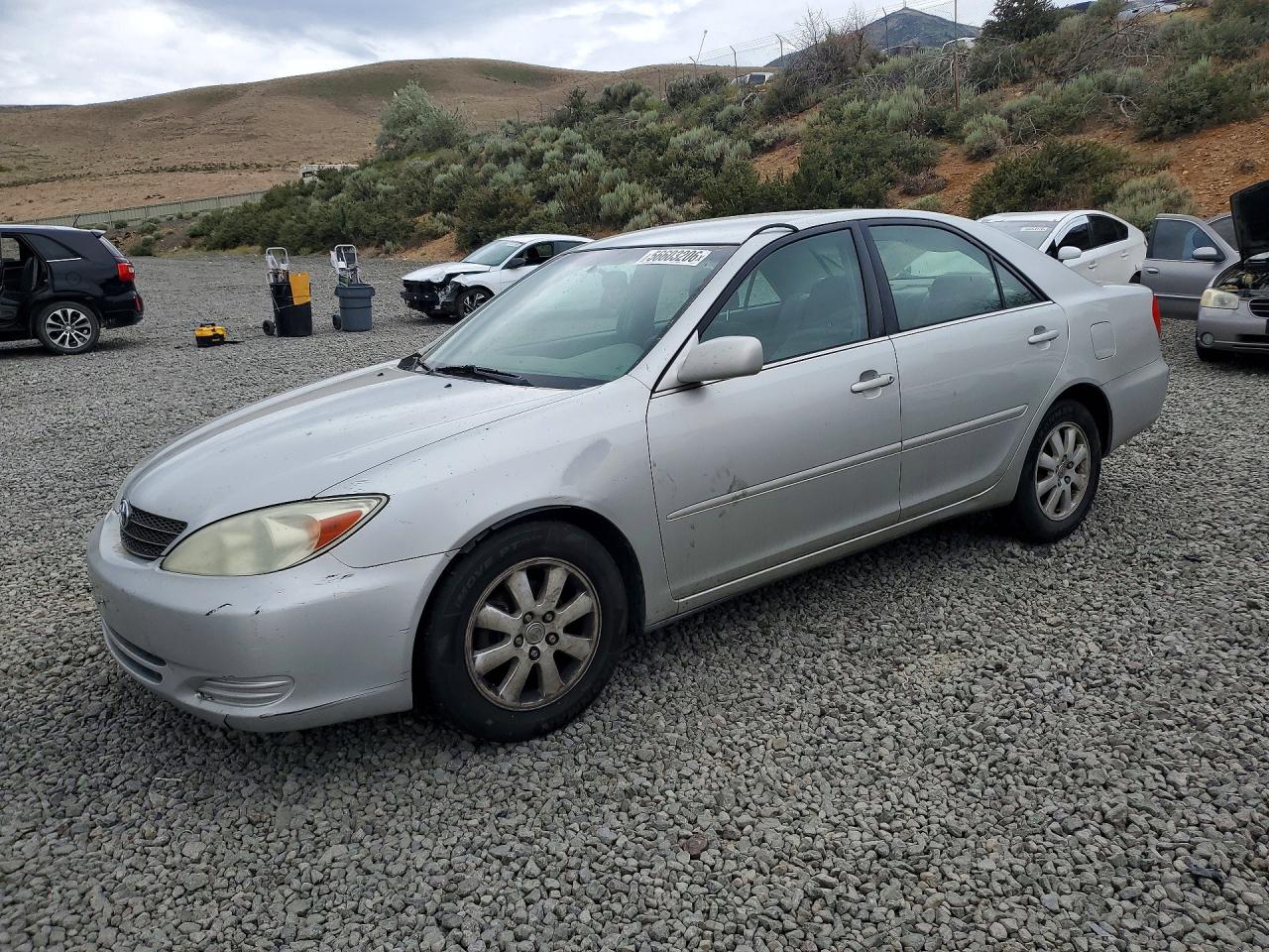 Salvage Toyota Camry Image