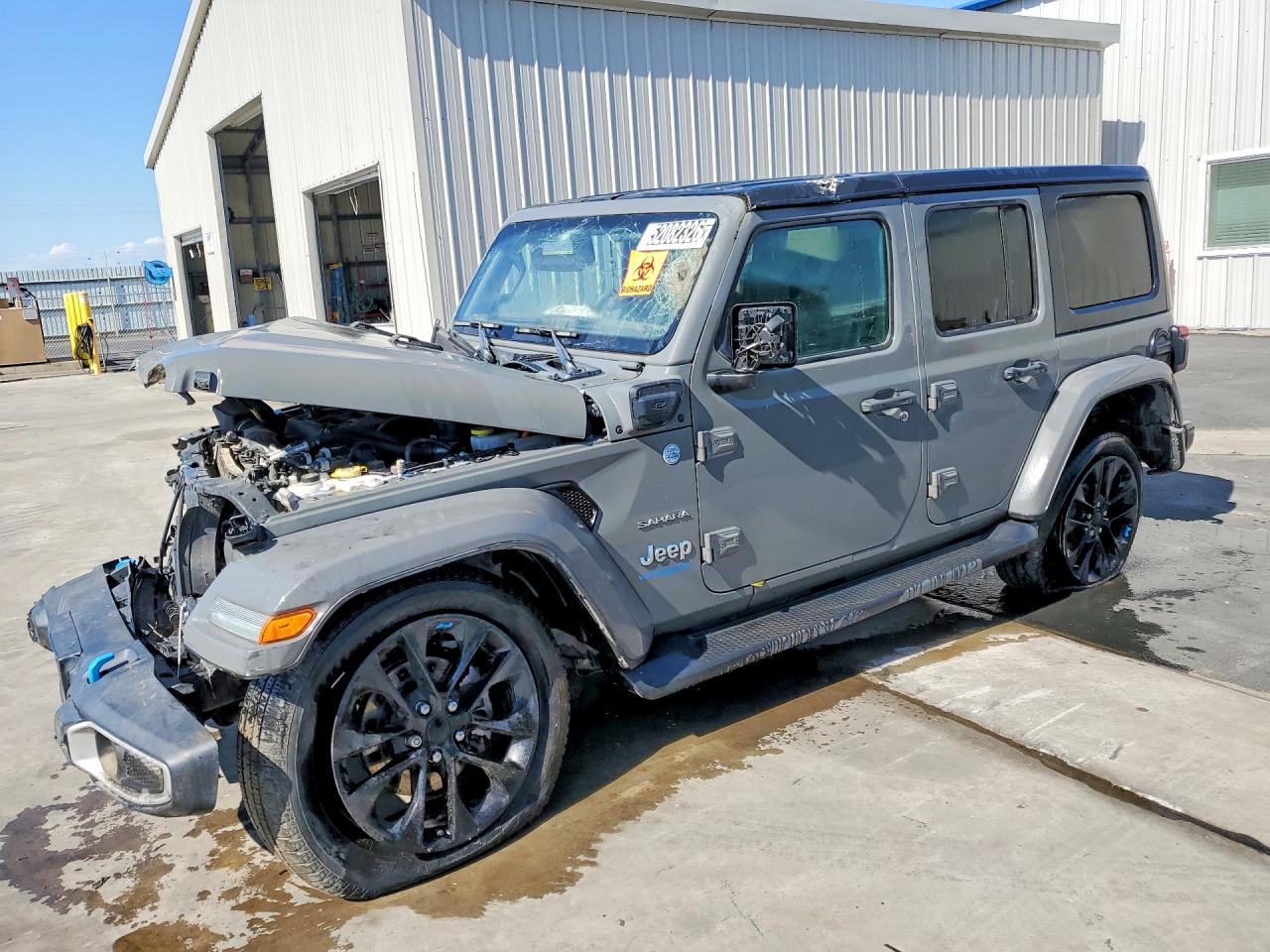 Salvage Jeep Wrangler Image