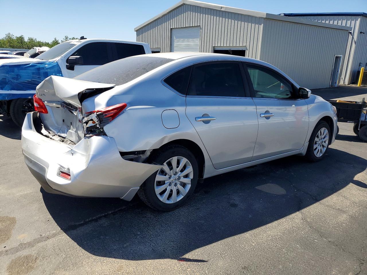 Nissan Sentra S