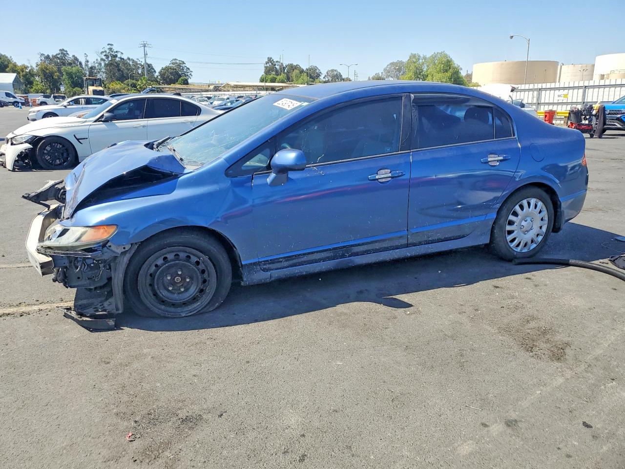 Salvage Honda Civic Image