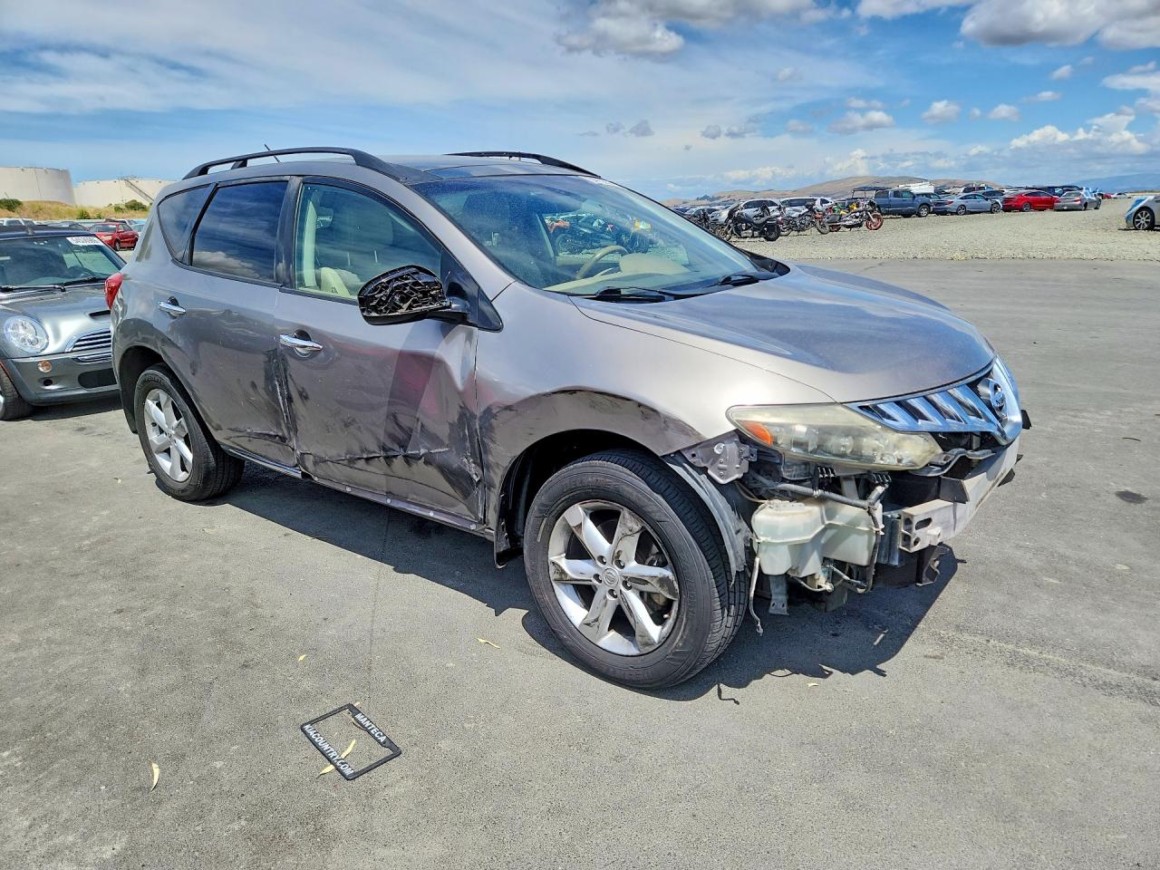 Nissan Murano S