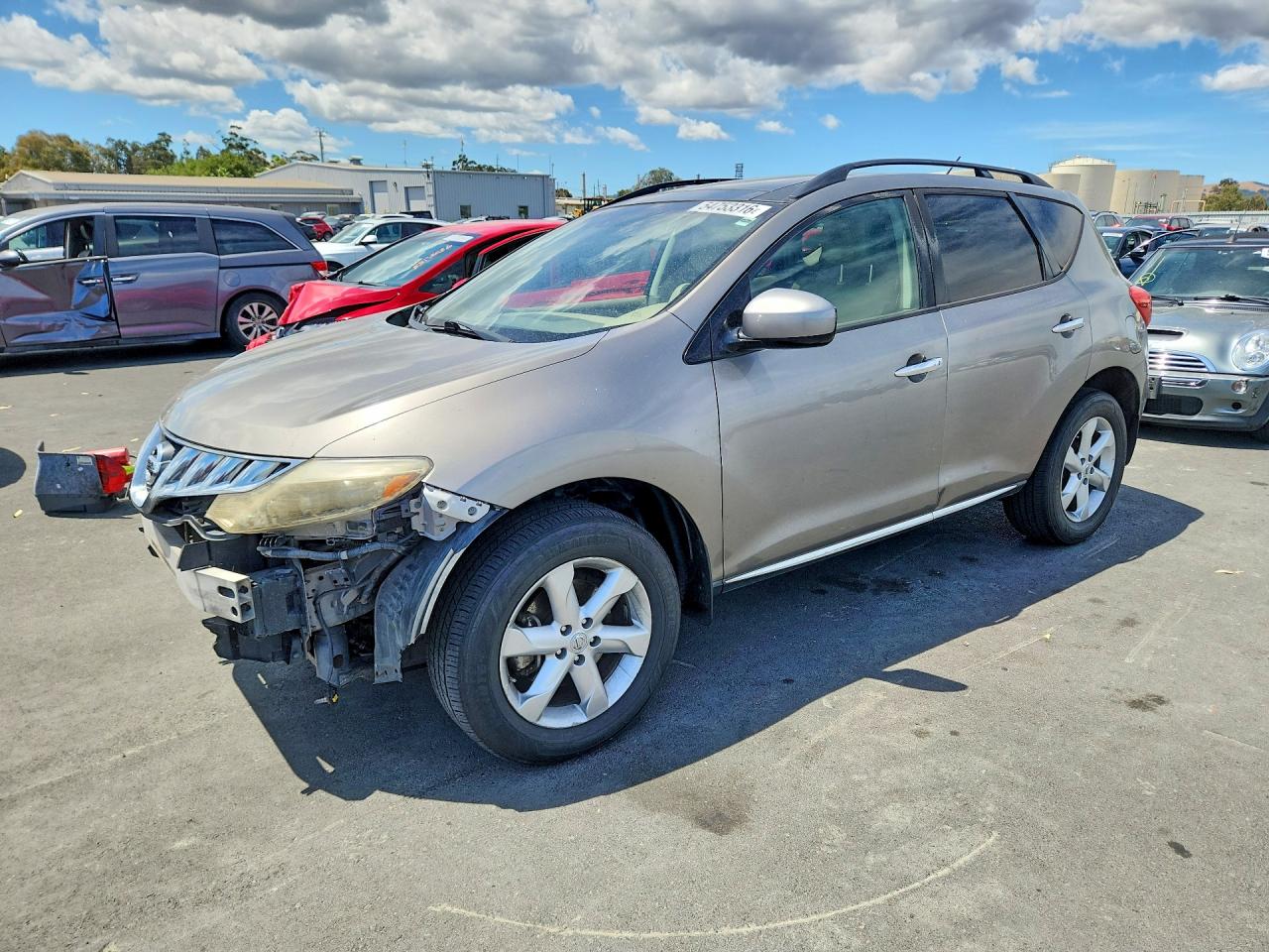 Salvage Nissan Murano Image
