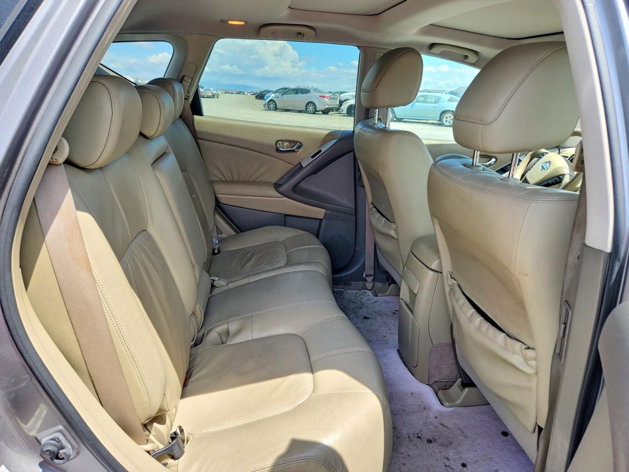 Nissan Murano S
