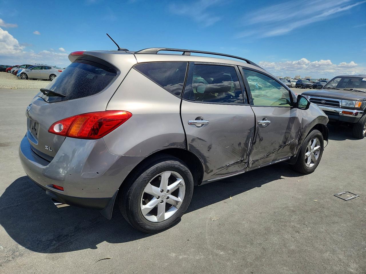 Nissan Murano S