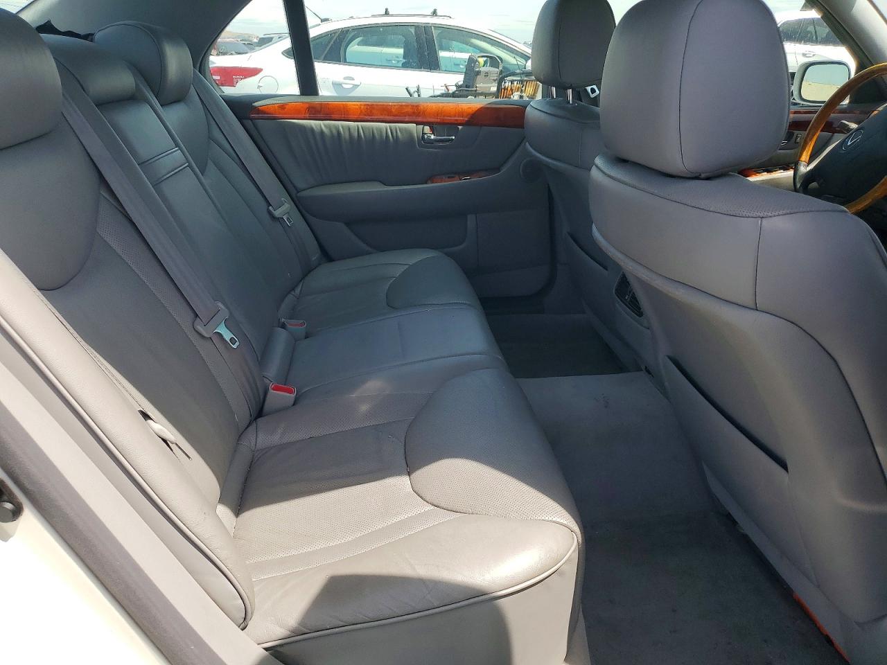 Lexus LS 430