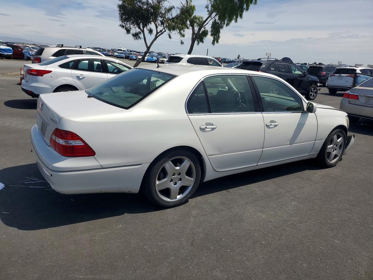 Lexus LS 430