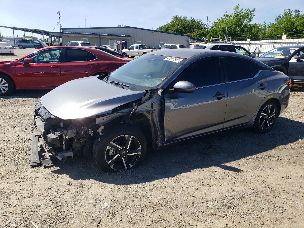 Salvage Nissan Sentra Image