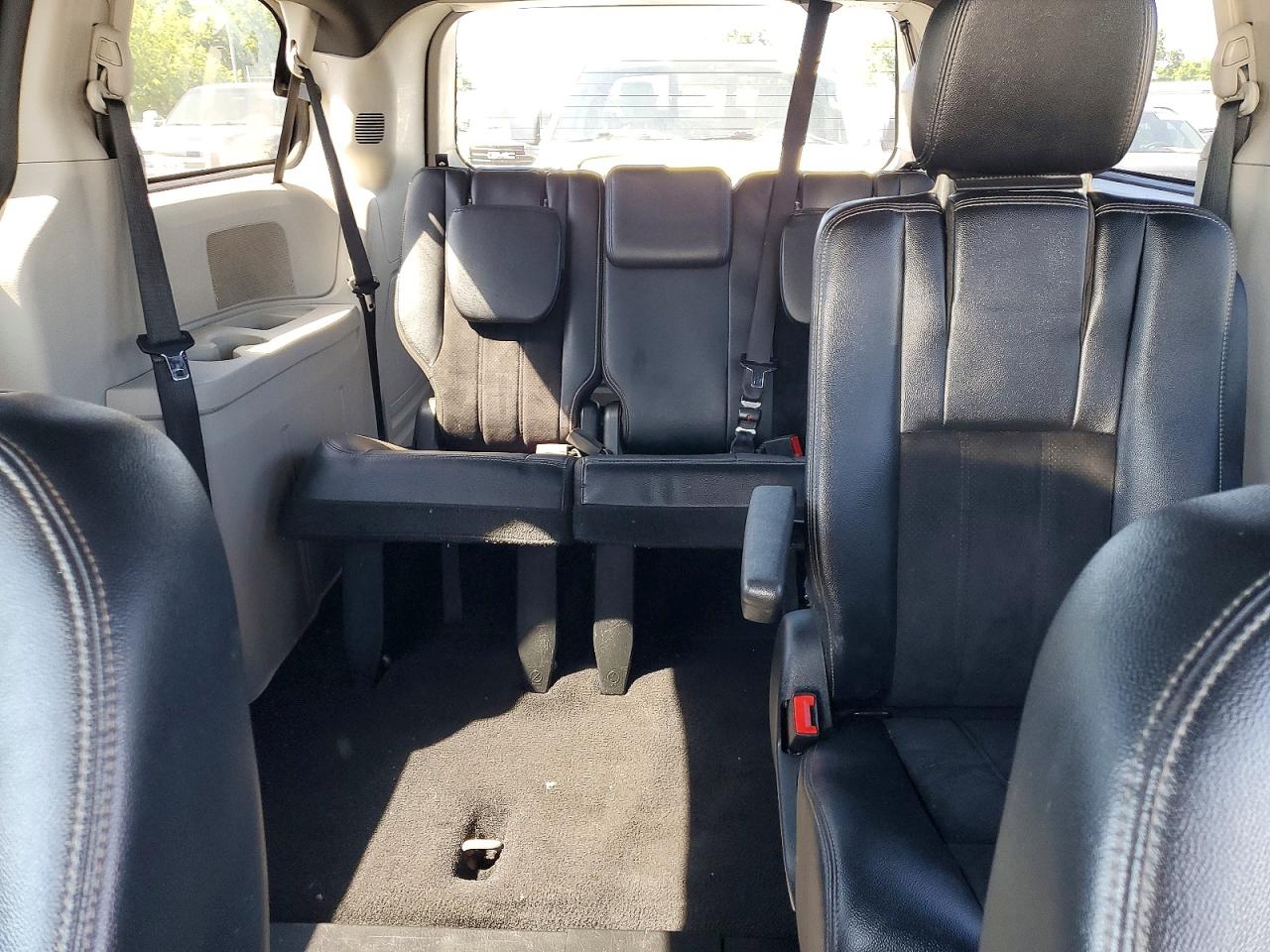 Dodge Caravan Sxt