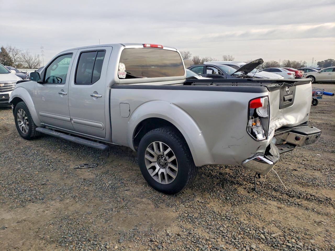Nissan Frontier Sv