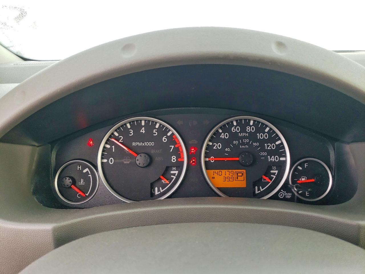 Nissan Frontier Sv