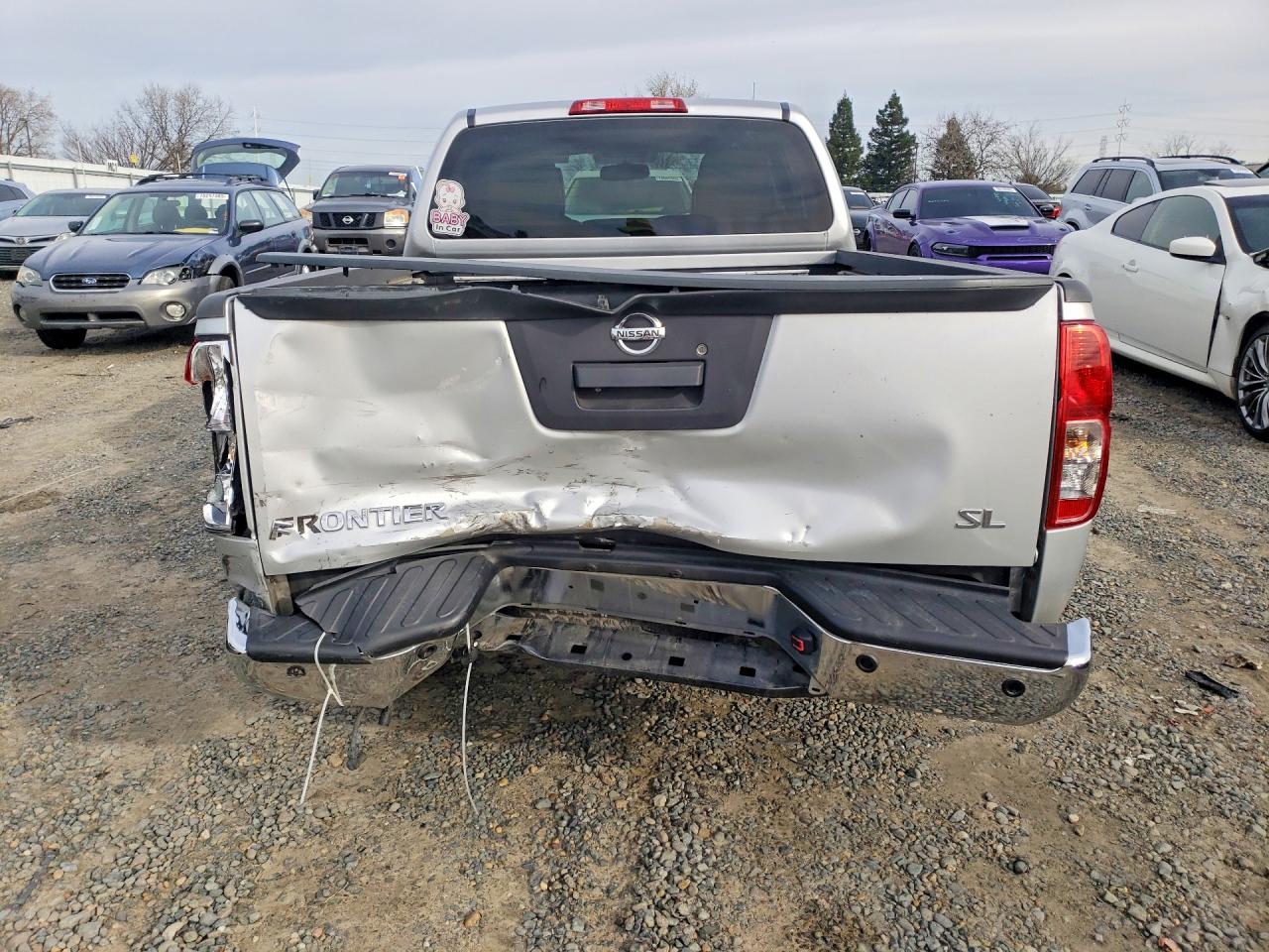 Nissan Frontier Sv