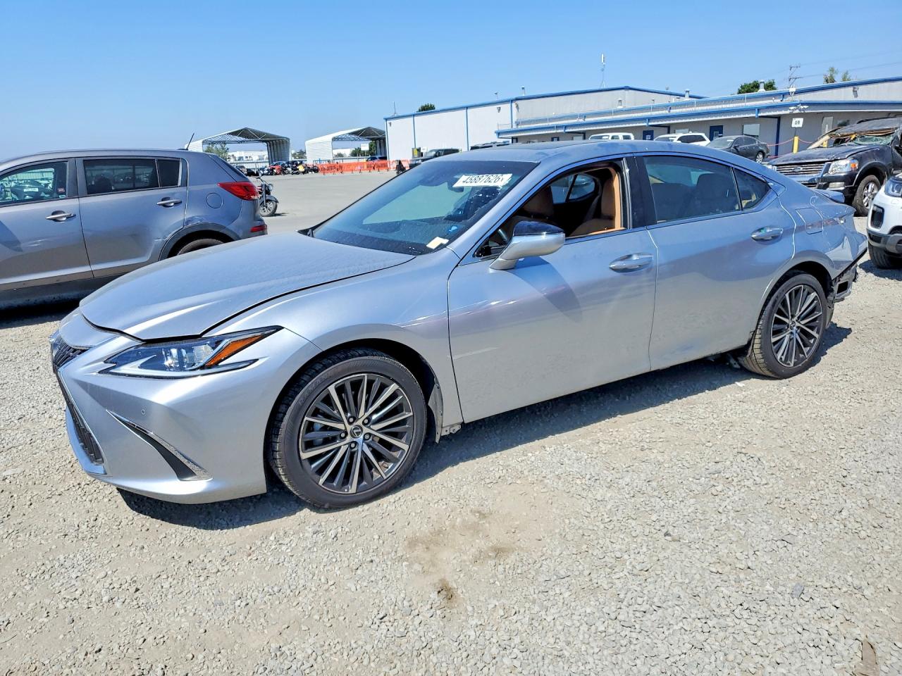 Salvage Lexus Es Image