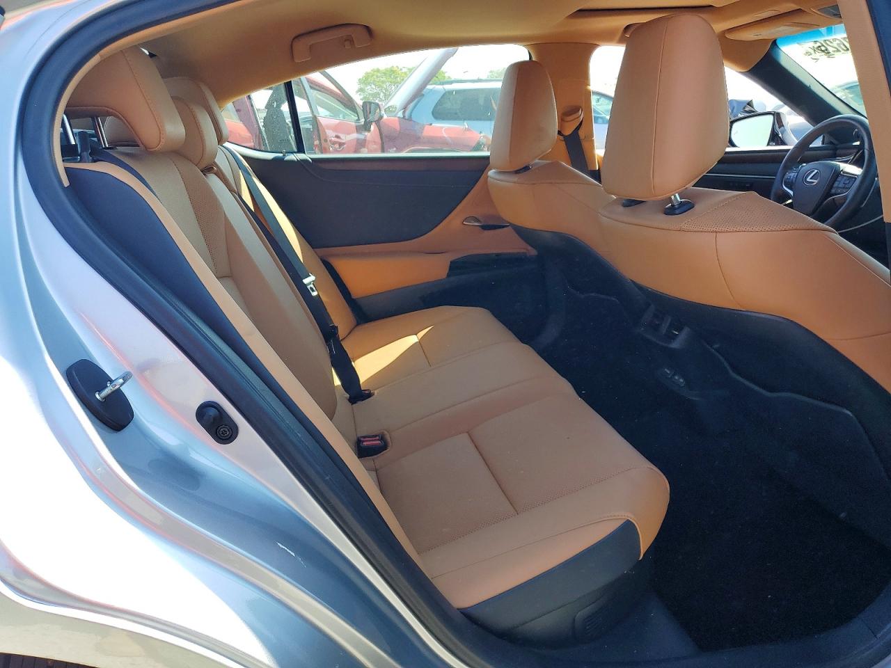 Lexus Es Base