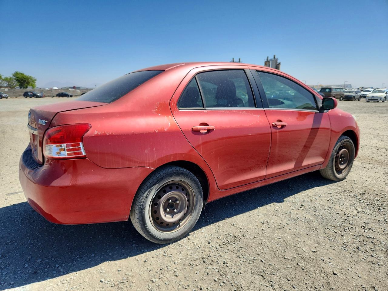 Toyota Yaris Base