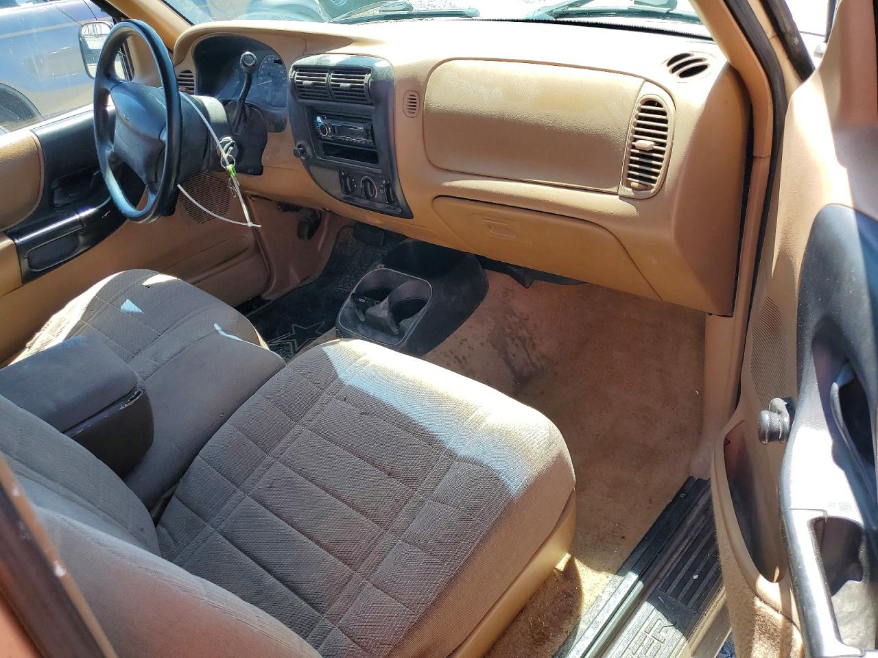 Ford Ranger Super Cab