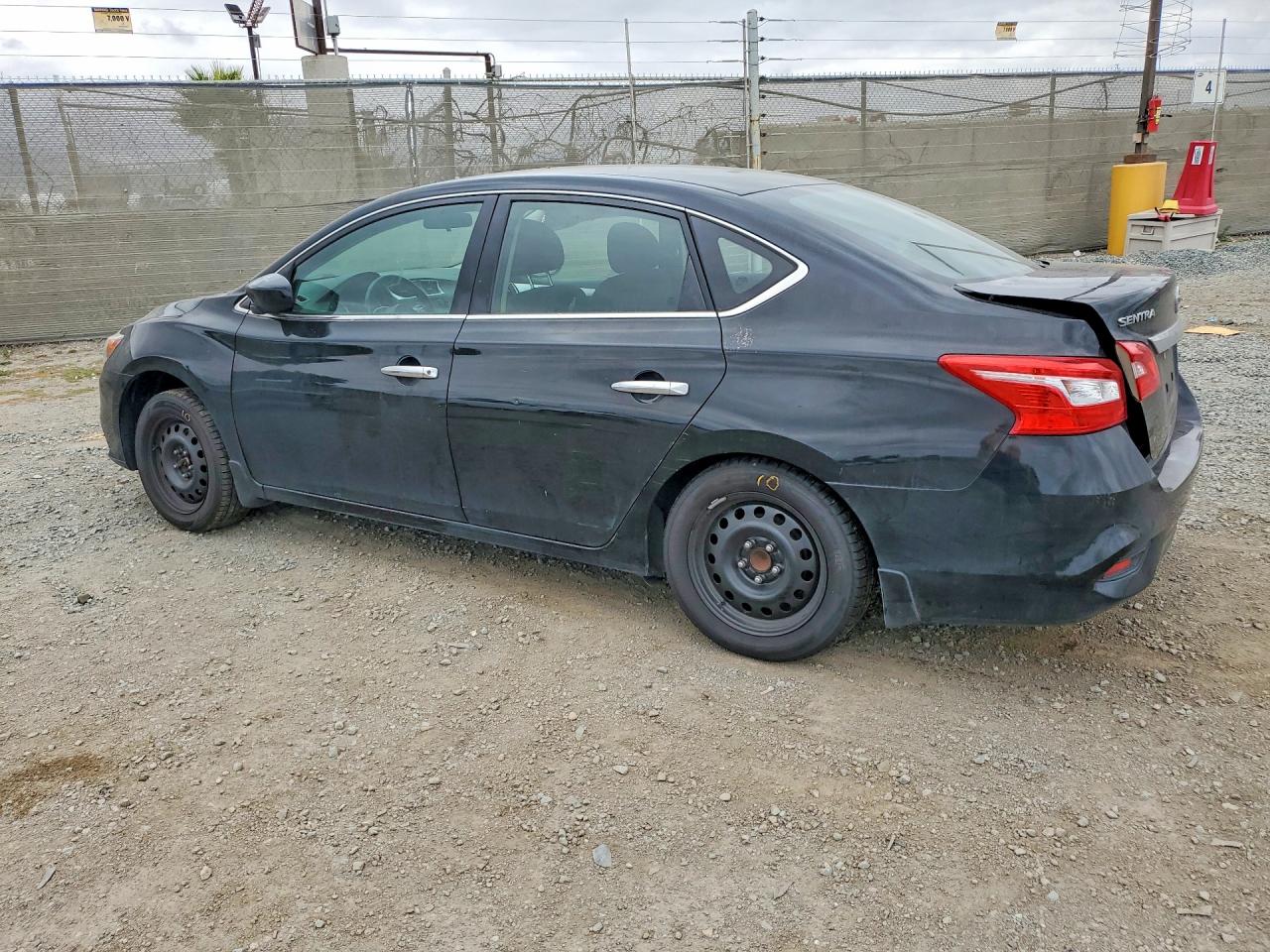 Nissan Sentra S
