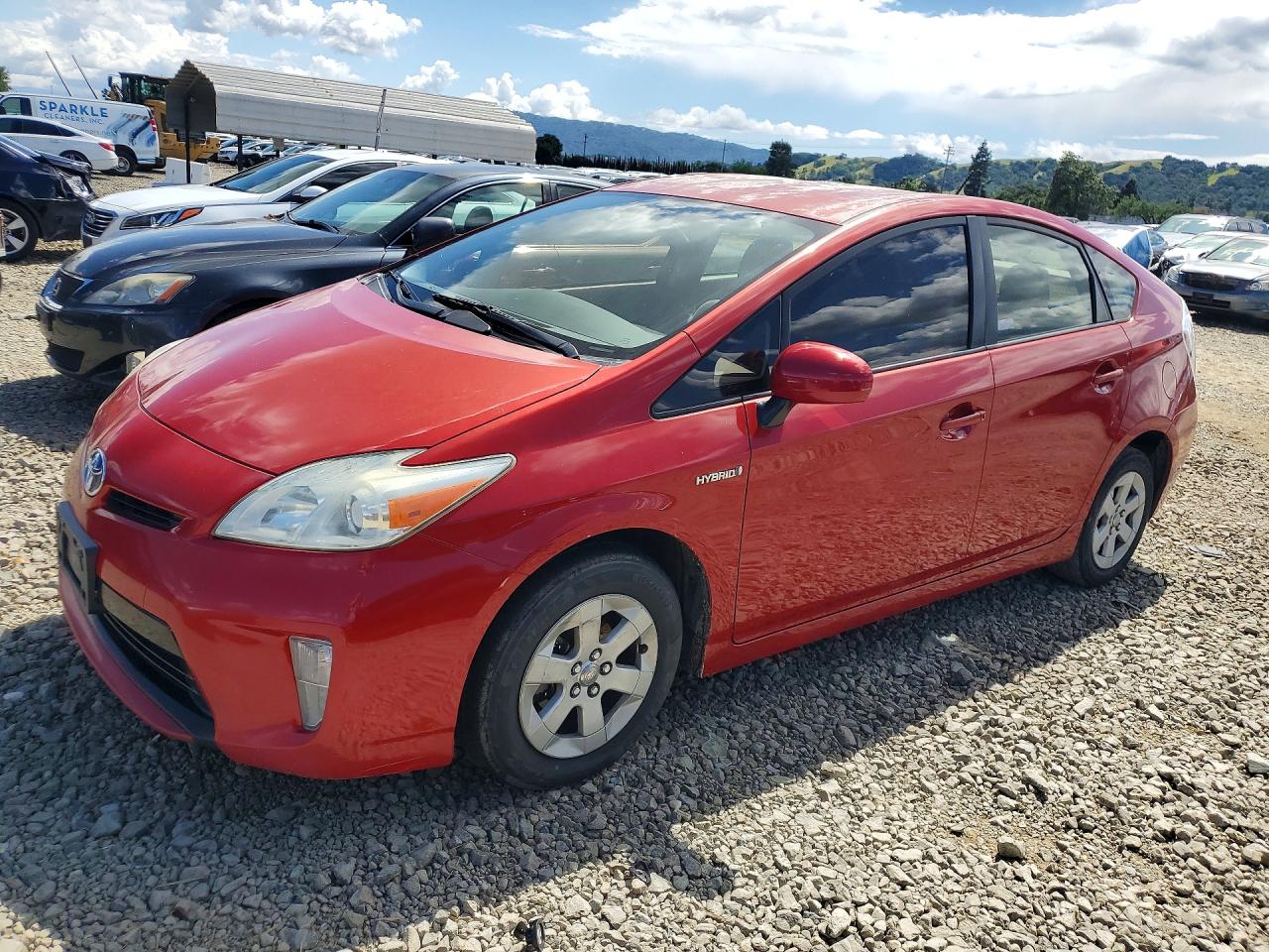 Salvage Toyota Prius Image