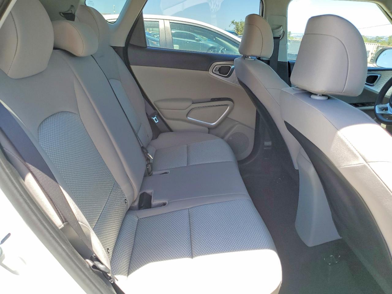 Kia Soul Lx