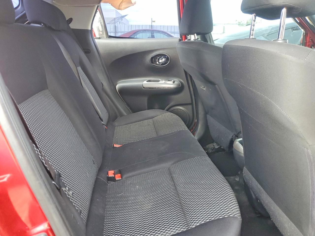 Nissan JUKE S