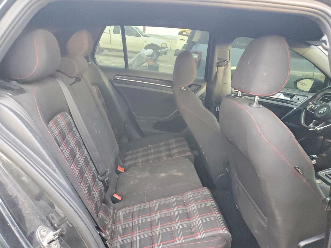 Volkswagen GTI S