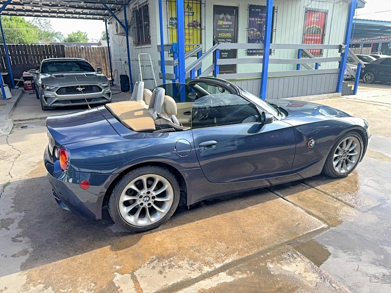 BMW Z Series 2.5