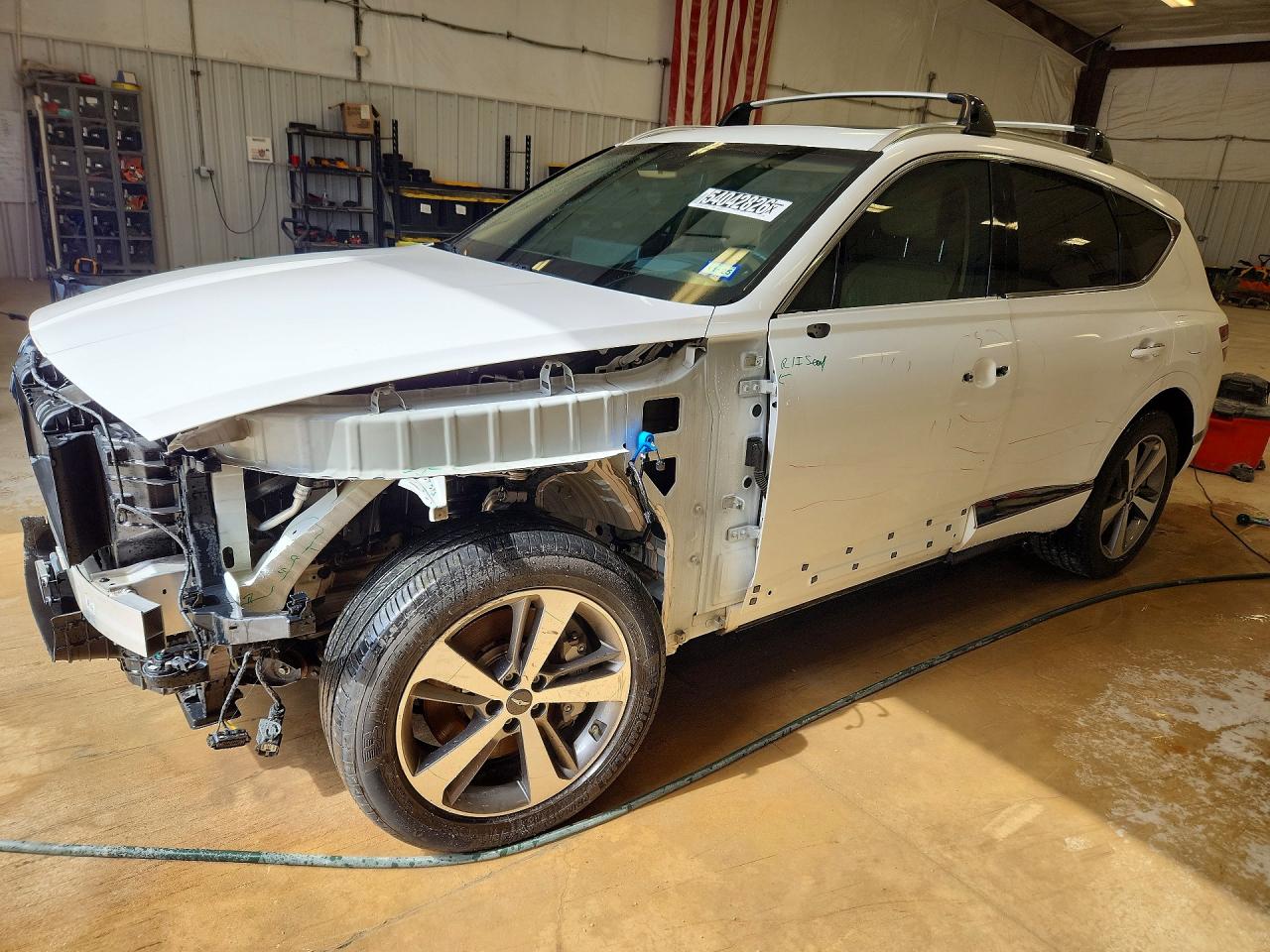 Salvage Genesis GV80 Image