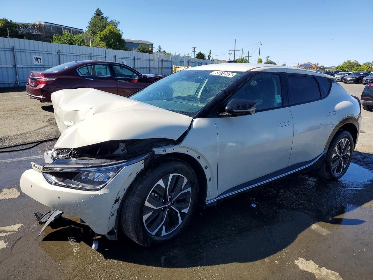 Salvage Kia EV6 Image