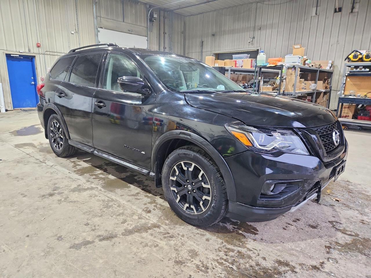 Nissan Pathfinder Sl