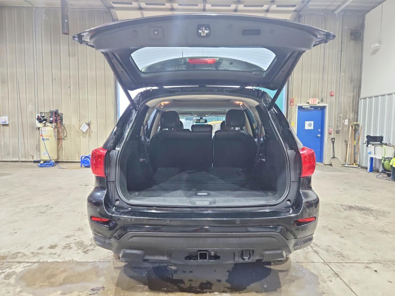 Nissan Pathfinder Sl